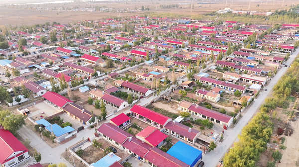 “安居”又“樂(lè)業(yè)”：紅崖子鄉(xiāng)讓群眾實(shí)現(xiàn)“穩(wěn)穩(wěn)的幸福”